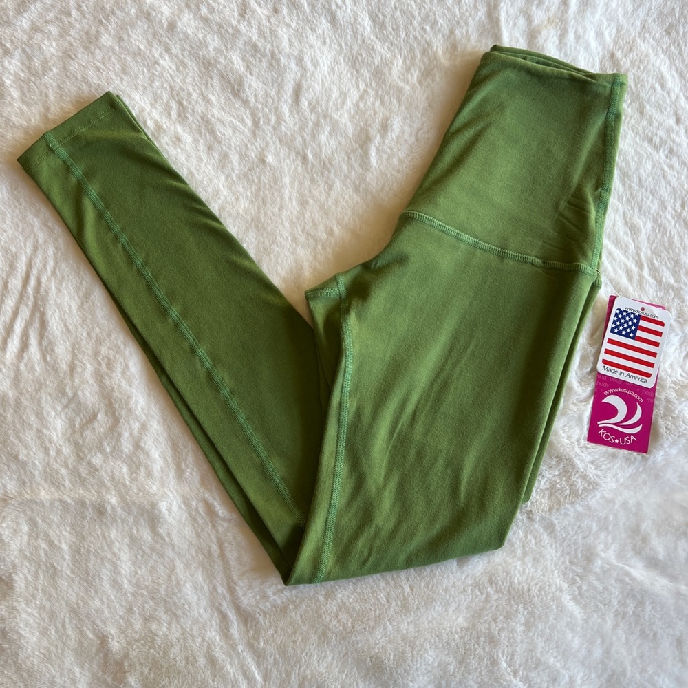 NWT Yoga High Waist Leggings KOS USA (M)